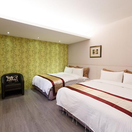 宜都大飯店 Idol Hotel Kaohsiung Eksteriør bilde