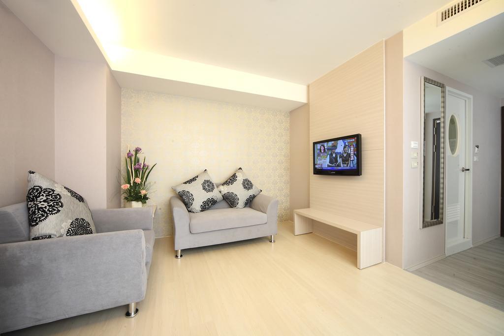 宜都大飯店 Idol Hotel Kaohsiung Eksteriør bilde